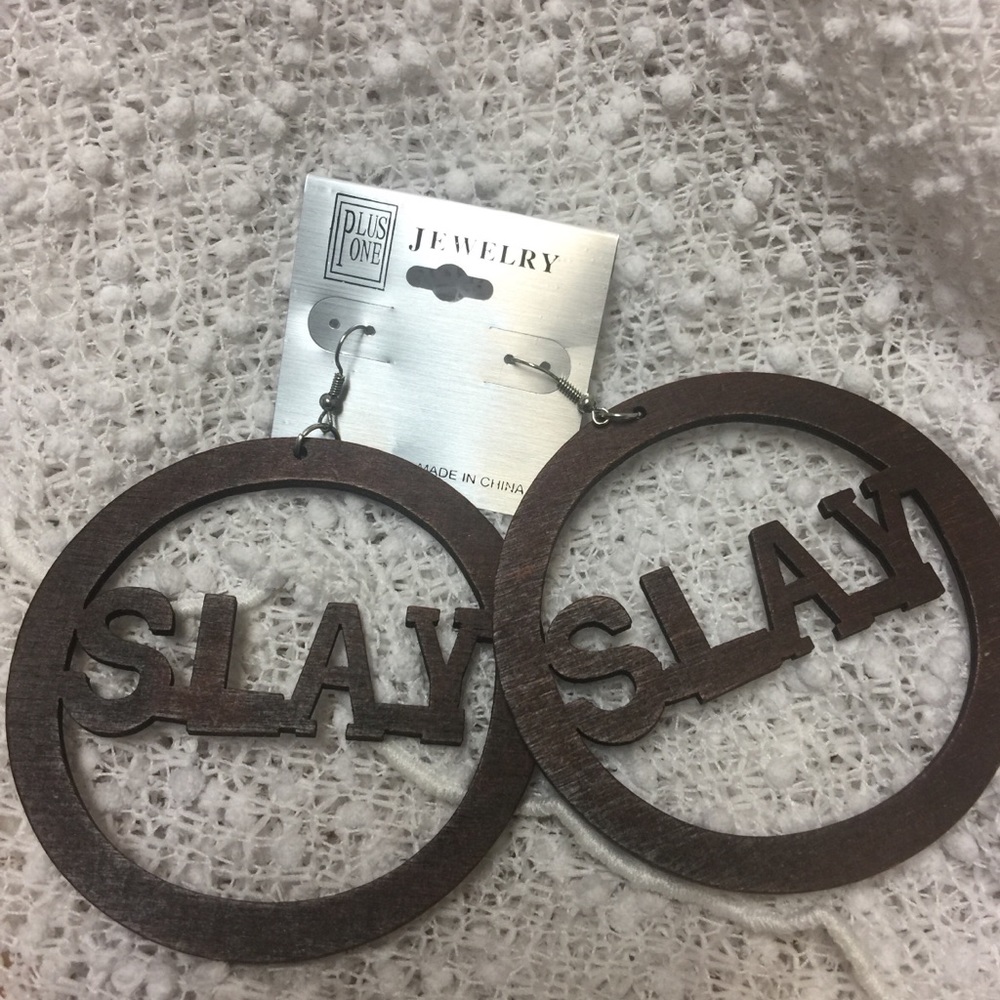 NWOT Yaas! These cute earrings describe YOU!!